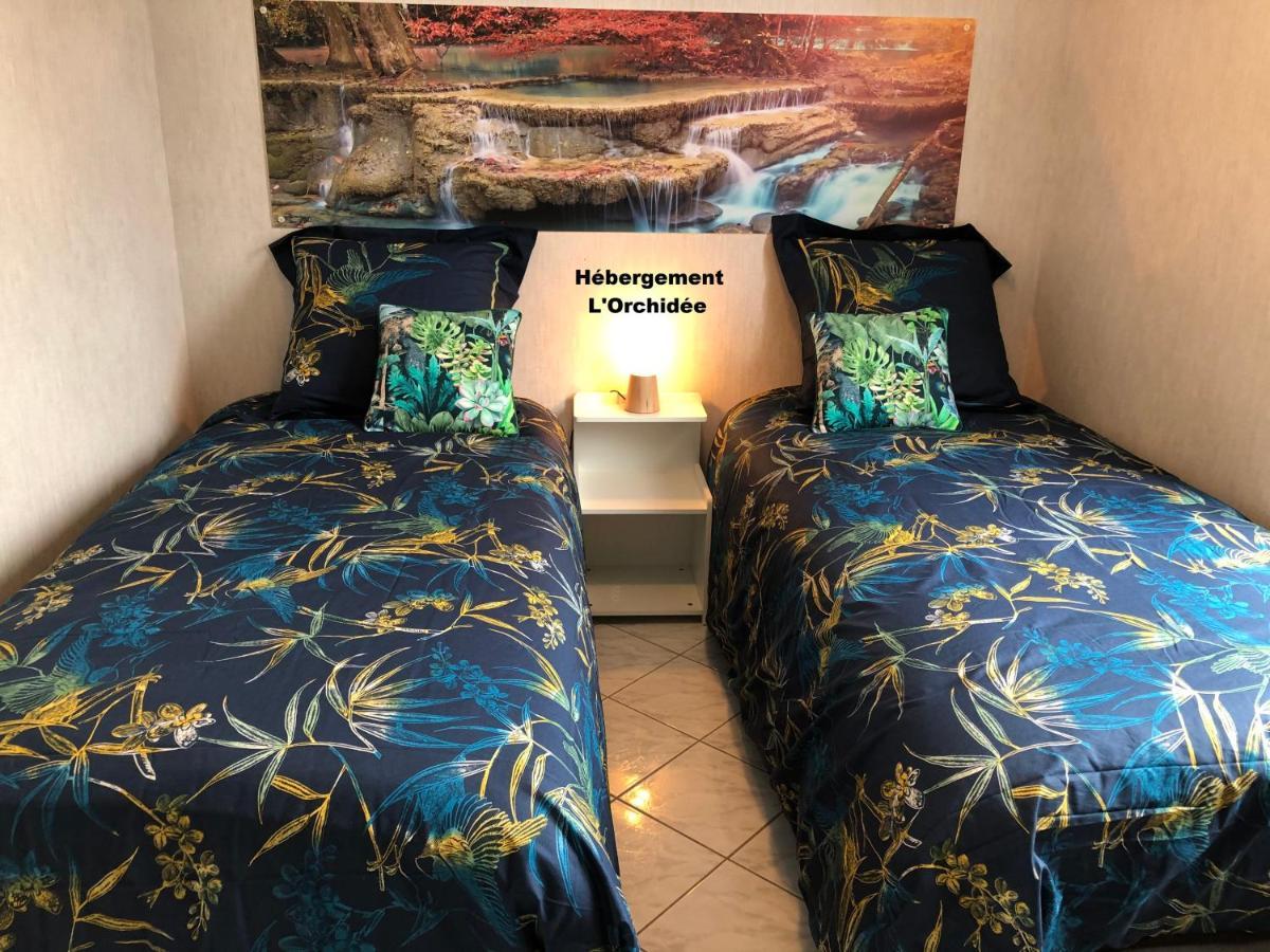 La Petalerie Apartment เอแปร์เน ภายนอก รูปภาพ