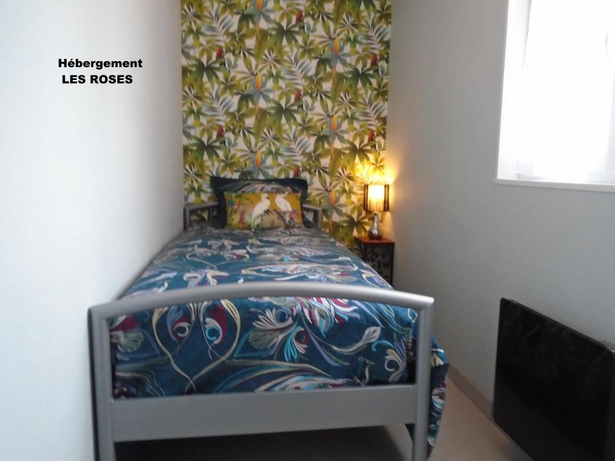 La Petalerie Apartment เอแปร์เน ภายนอก รูปภาพ