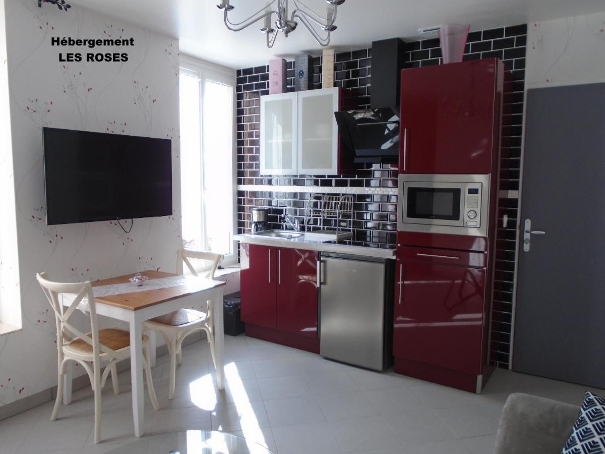 La Petalerie Apartment เอแปร์เน ภายนอก รูปภาพ